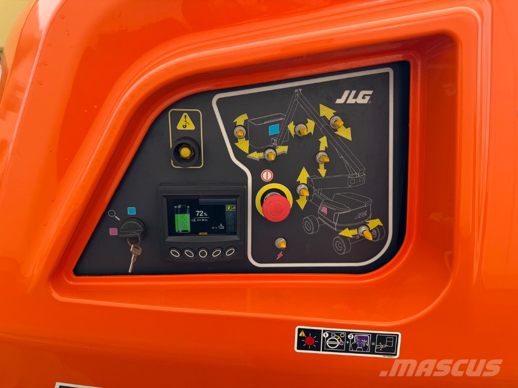 JLG EC 450 AJ Kĺbové plošiny