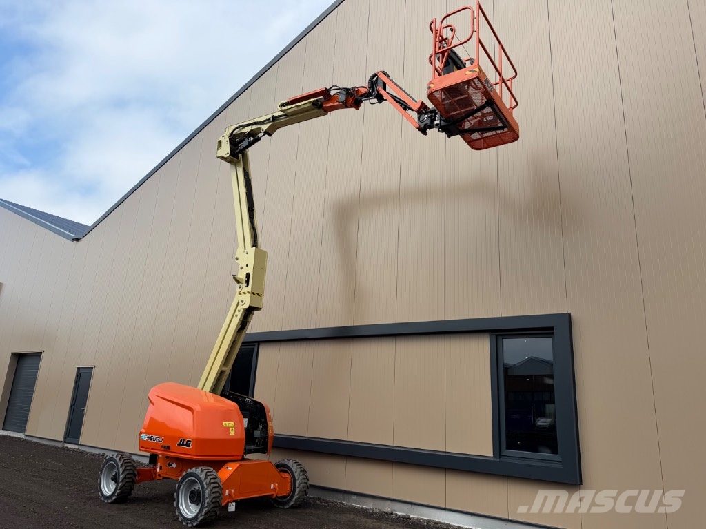 JLG EC 450 AJ Kĺbové plošiny