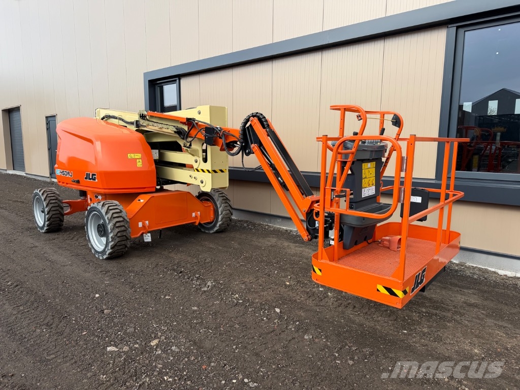 JLG EC 450 AJ Kĺbové plošiny