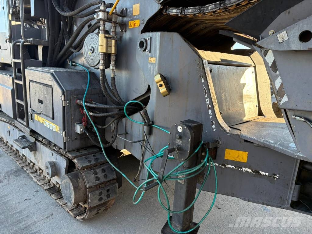 Bomag BMF 2500 S Finišery