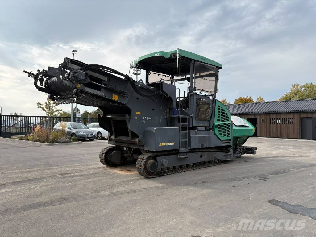 Bomag BMF 2500 S Rozściełacze do asfaltu
