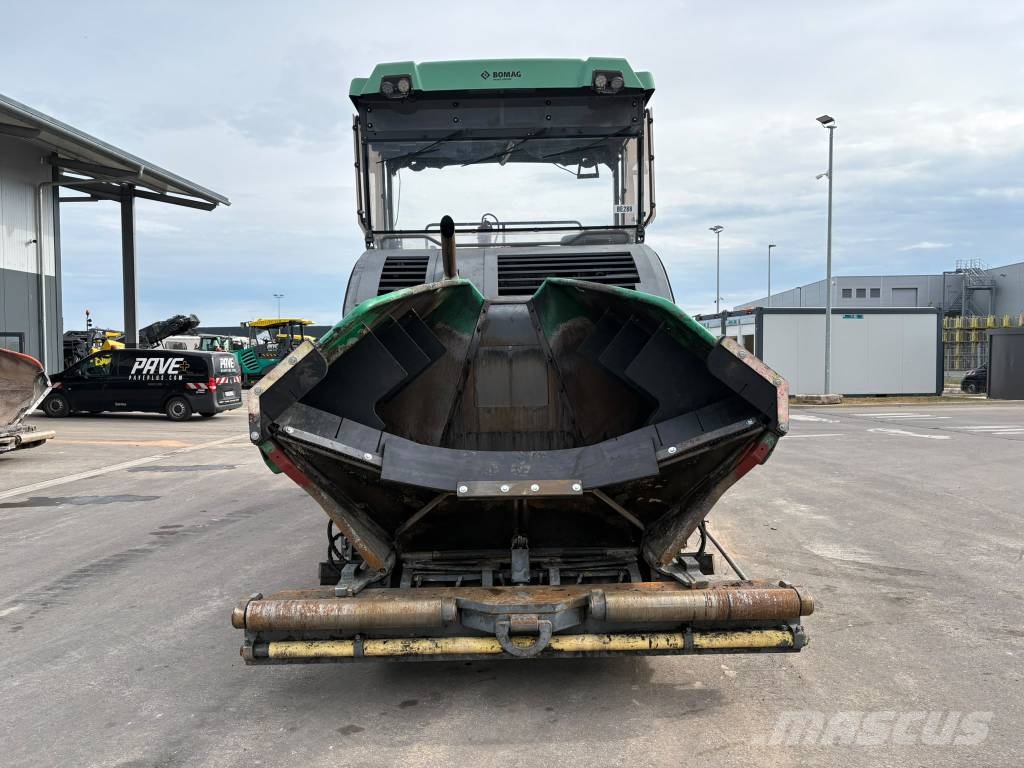 Bomag BMF 2500 S Rozściełacze do asfaltu