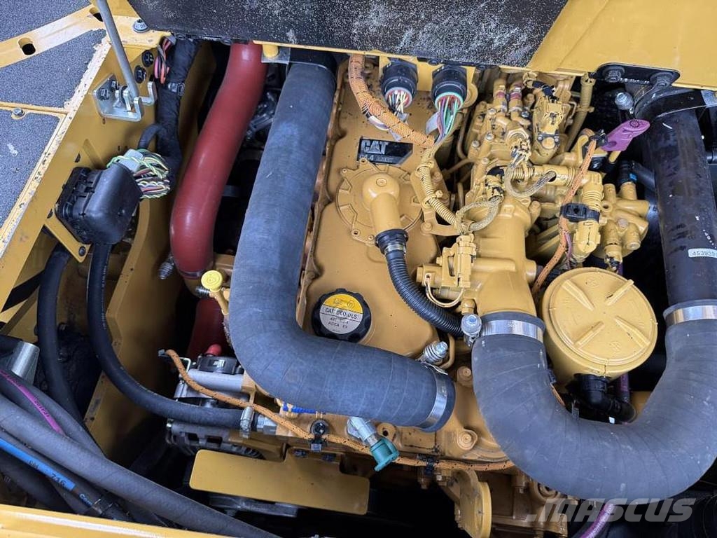 CAT AP 500F Strassenfertiger