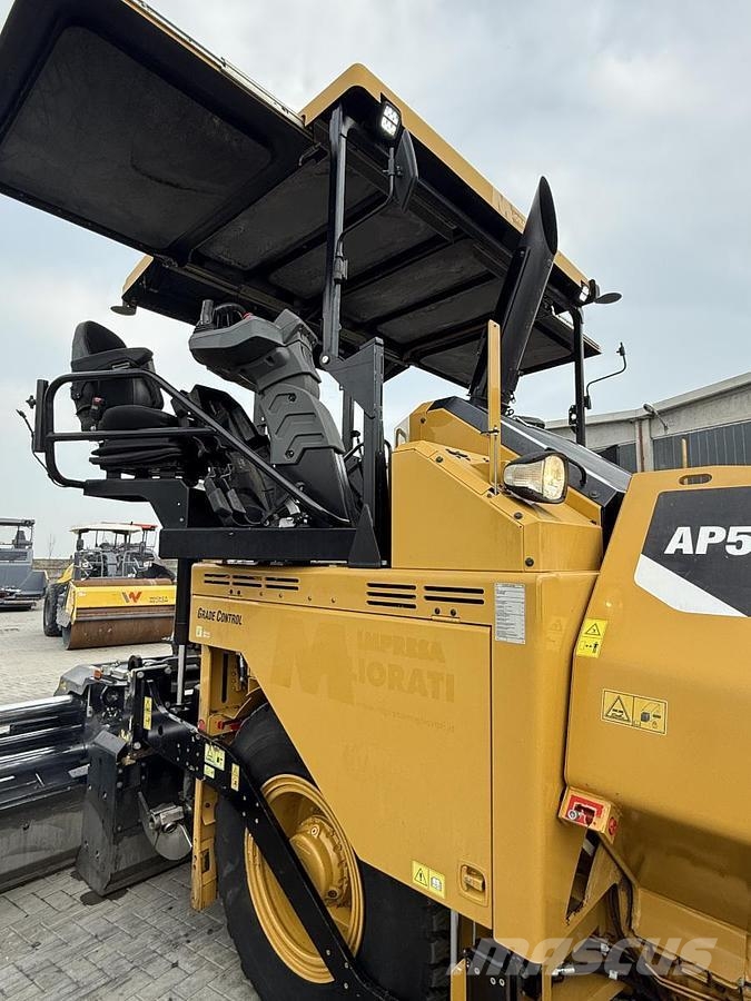 CAT AP 500F Strassenfertiger