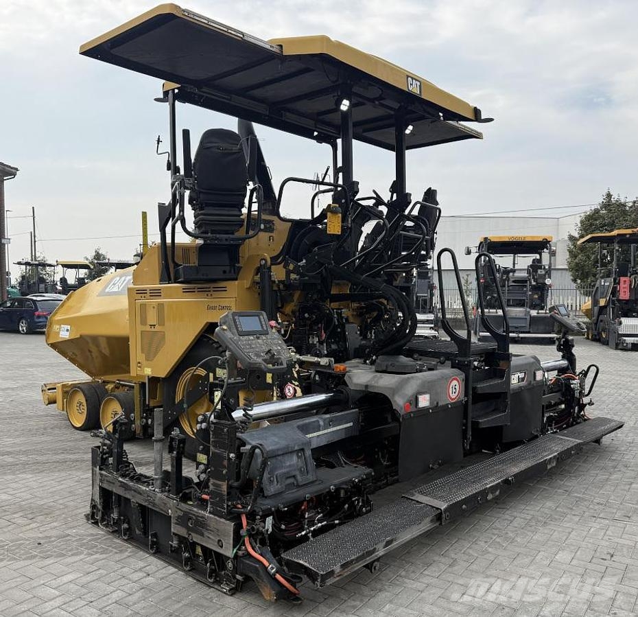 CAT AP 500F Strassenfertiger