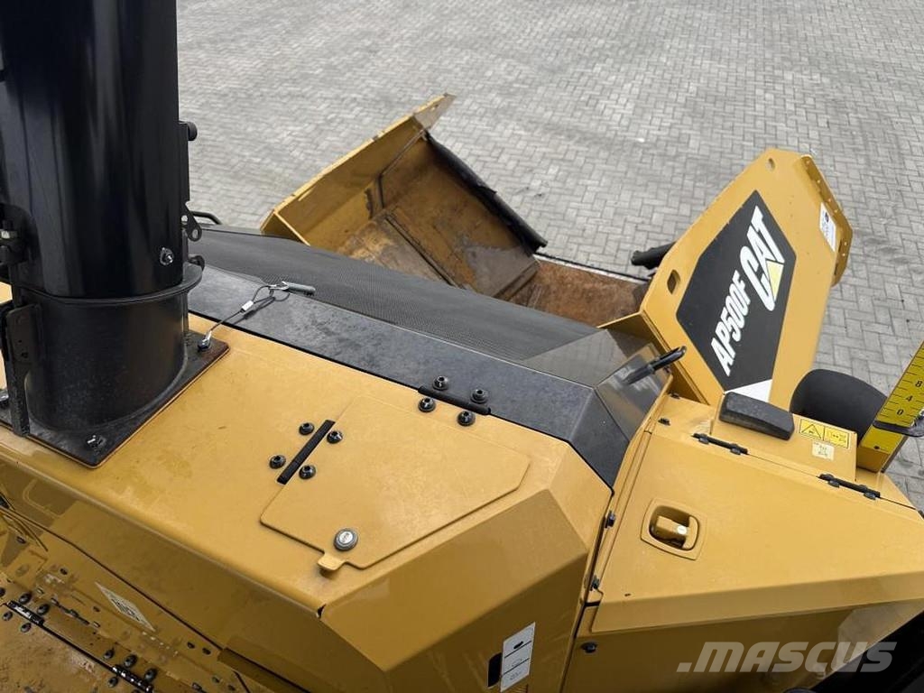 CAT AP 500F Strassenfertiger