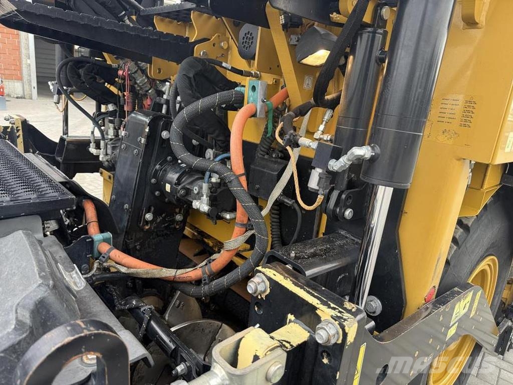 CAT AP 500F Strassenfertiger