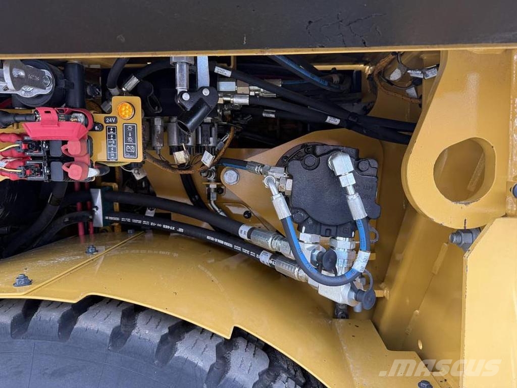 CAT AP 500F Strassenfertiger