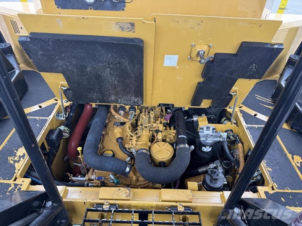 CAT AP 500F Strassenfertiger