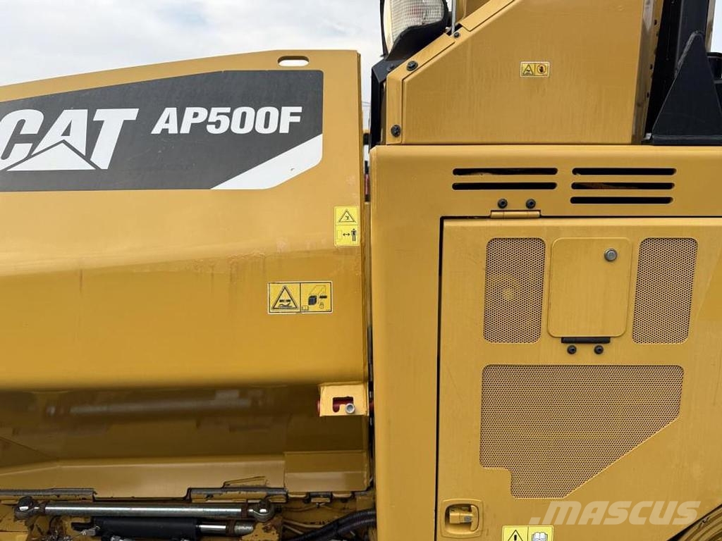 CAT AP 500F Strassenfertiger