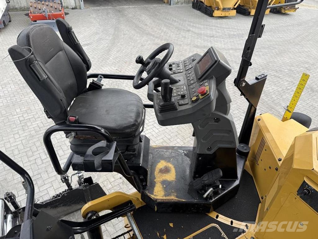 CAT AP 500F Strassenfertiger