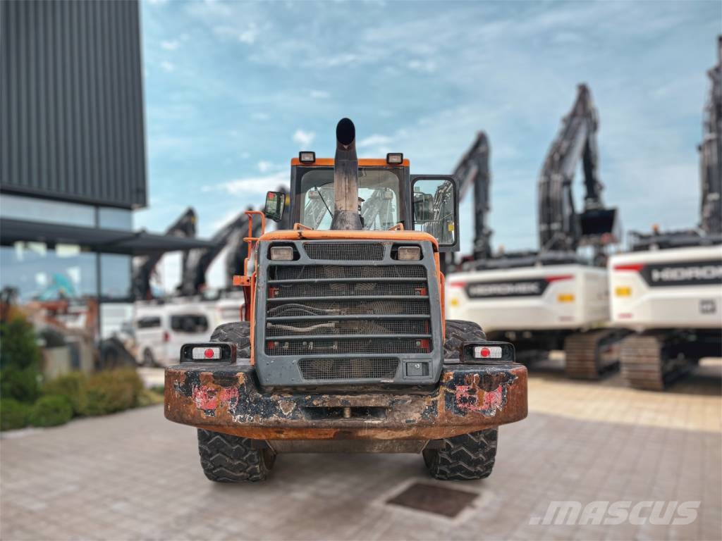 Doosan DL 300 轮式装载机