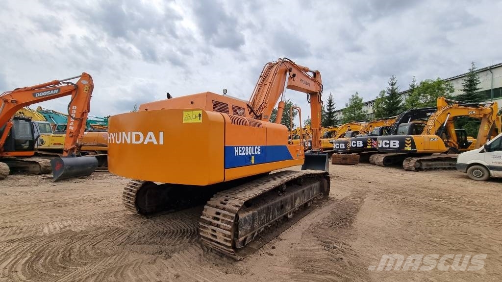 Hyundai Halla HE280LC Bageri guseničari