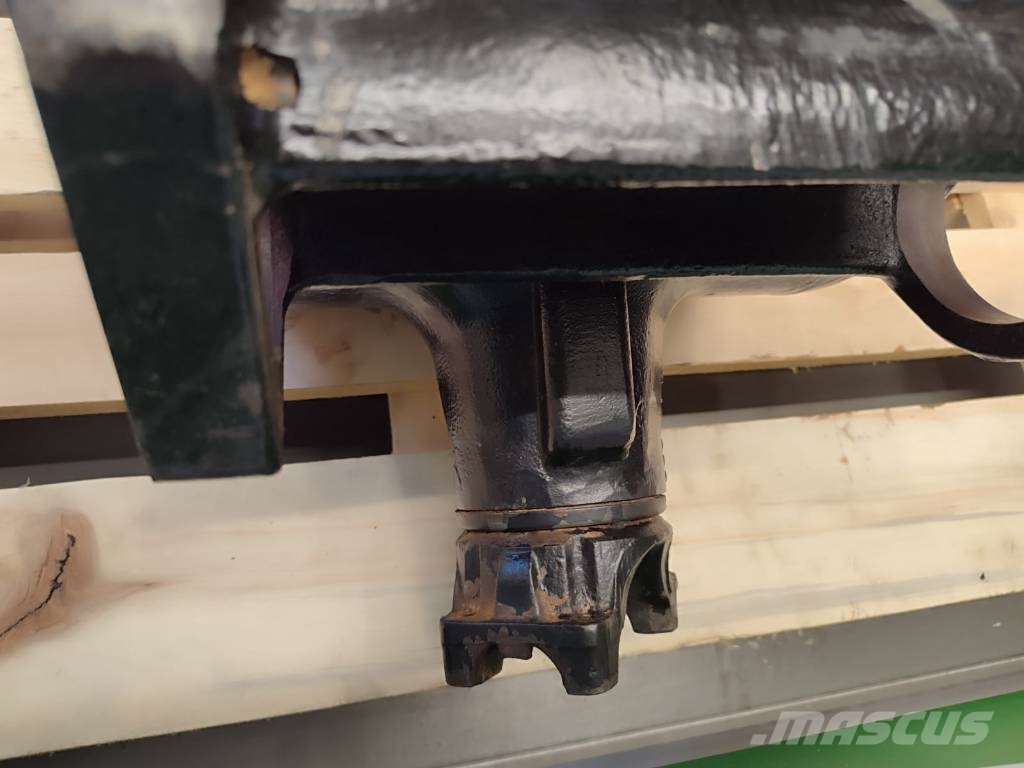  Differential 38X13 JCB 541-70 轴