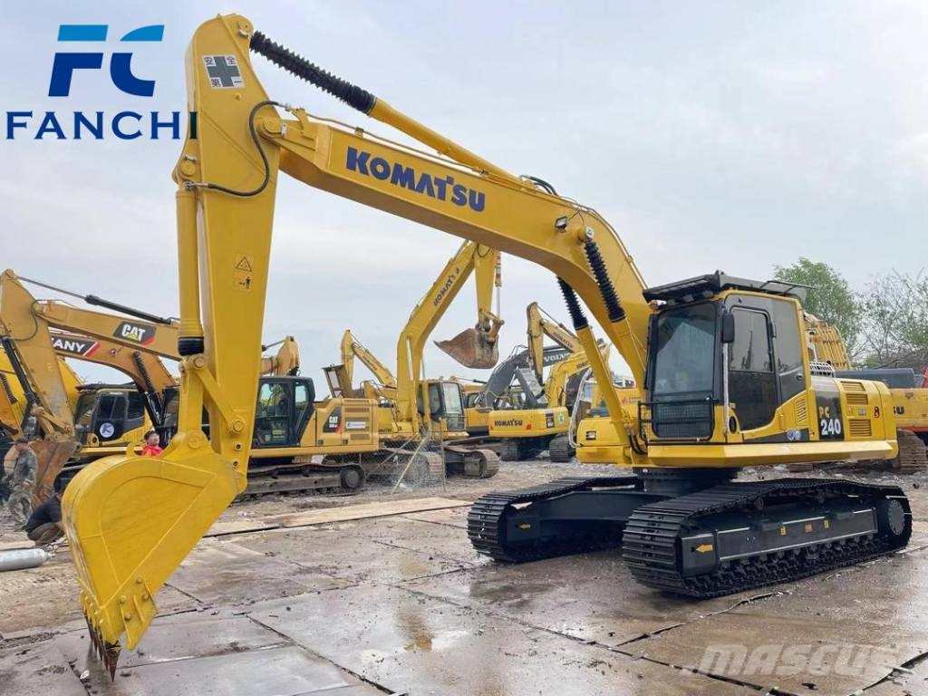 Komatsu PC 240 LC Верижен екскаватор