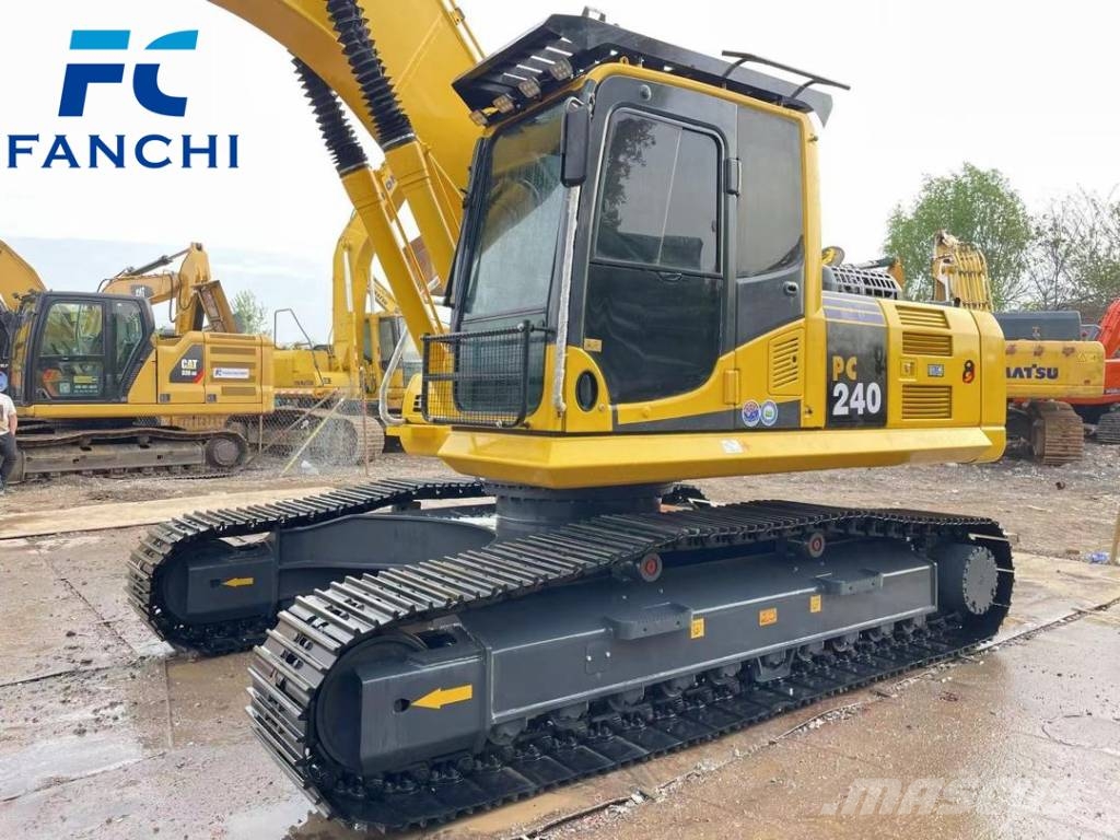 Komatsu PC 240 LC Верижен екскаватор