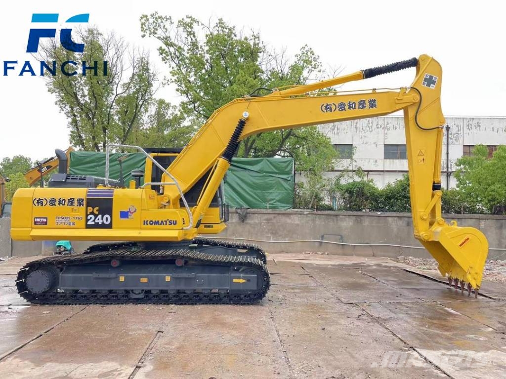 Komatsu PC 240 LC Верижен екскаватор