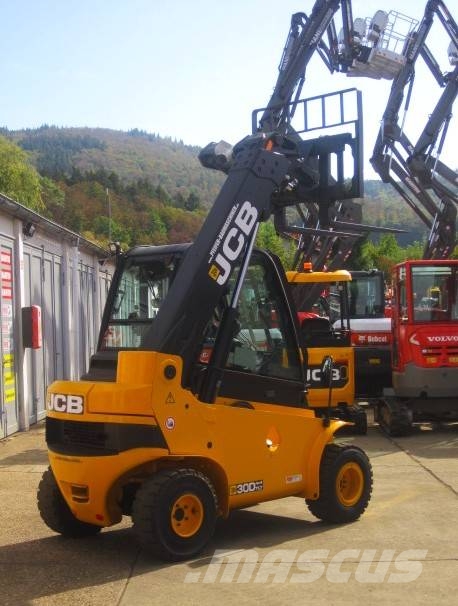 JCB TELETRUK TLT 30 D 4x4 ** 4.4m / 3.0t. ** vgl. 35 Kurottajat