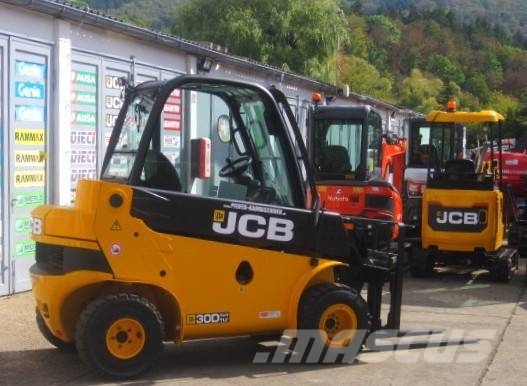JCB TELETRUK TLT 30 D 4x4 ** 4.4m / 3.0t. ** vgl. 35 Kurottajat