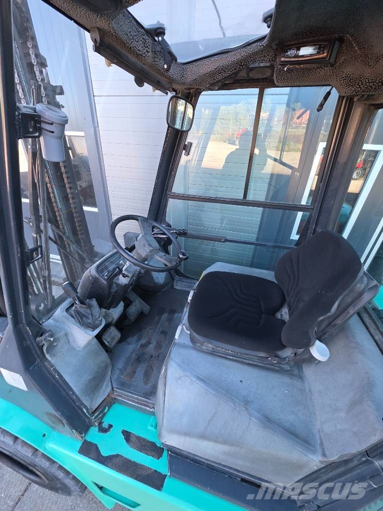 Mitsubishi FD 45 Diesel heftrucks