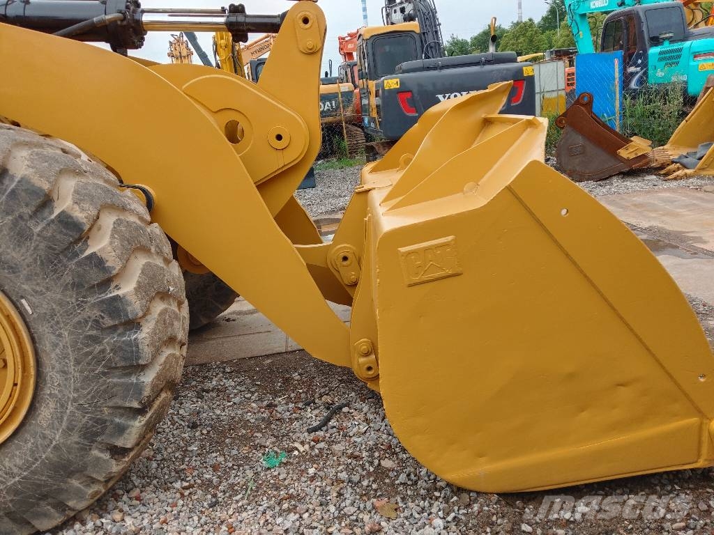 CAT 950 GC  1000 units loaders in stock Wielladers