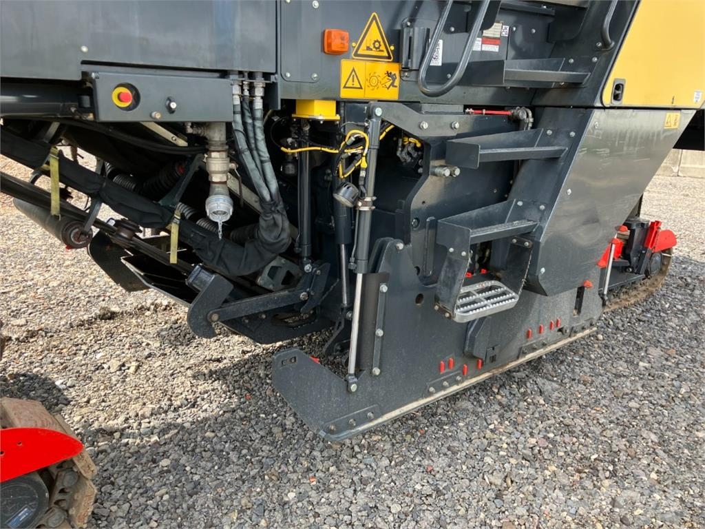 Bomag DE BM 2000/65 STAGEV Asfalta dzesēšanas iekārtas