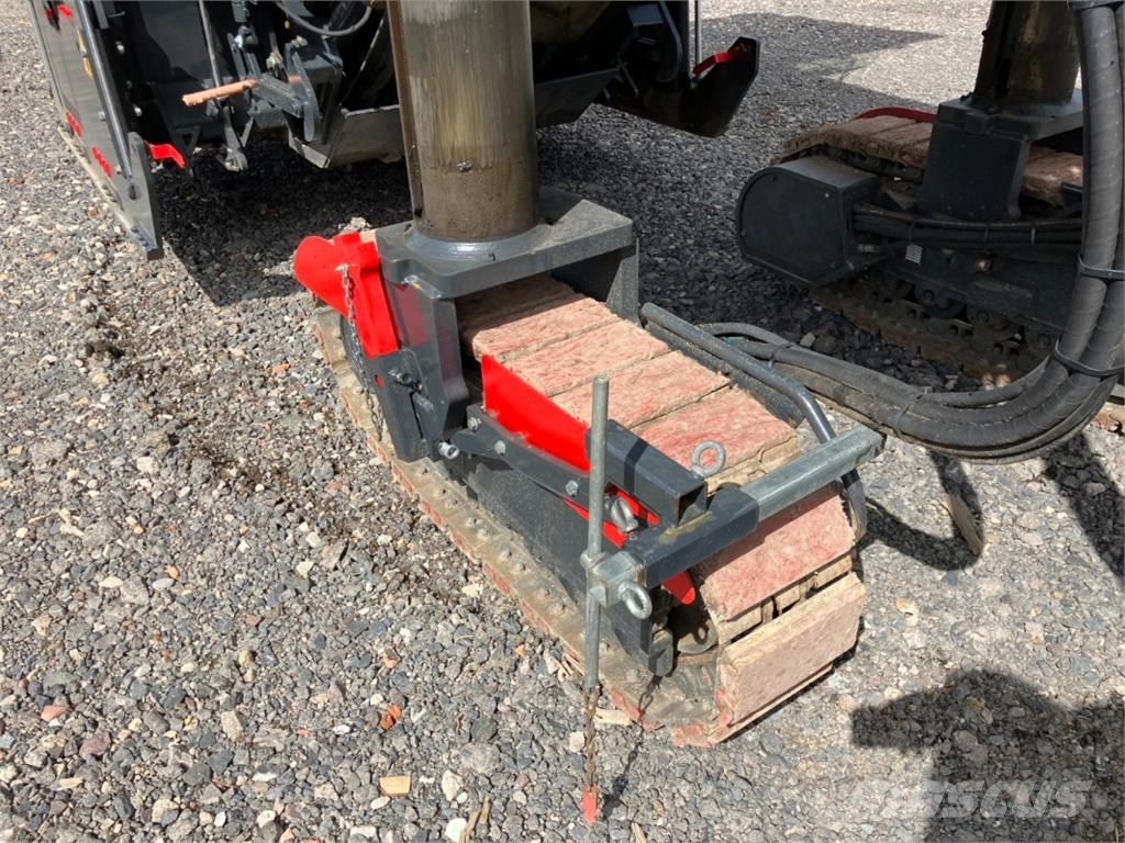 Bomag DE BM 2000/65 STAGEV Asfalta dzesēšanas iekārtas