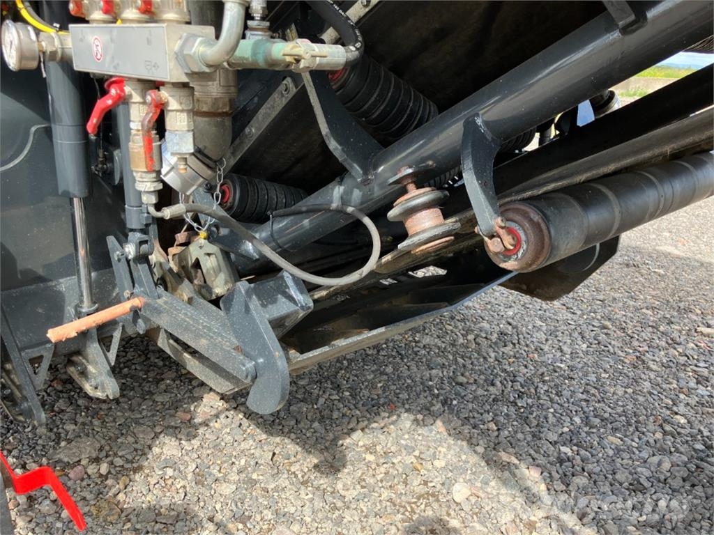 Bomag DE BM 2000/65 STAGEV Asfalta dzesēšanas iekārtas