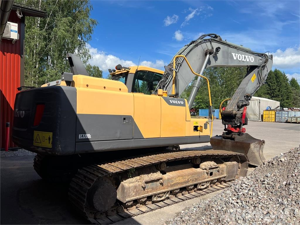Volvo EC220DL Pásové rýpadlá