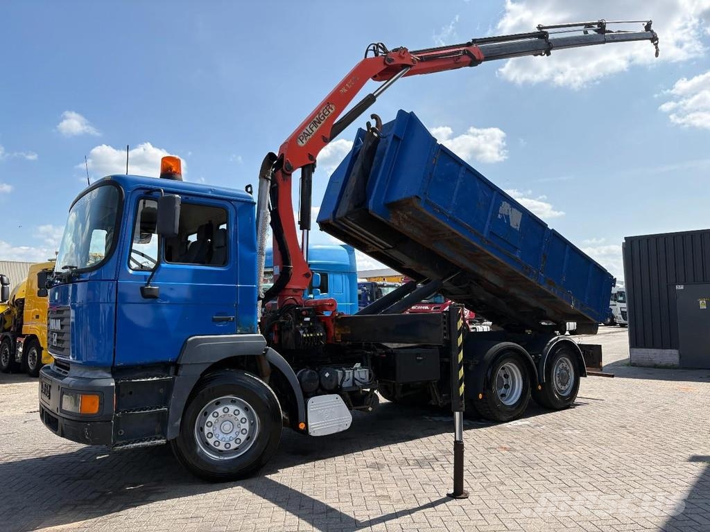 MAN F 2000 28.364 + PALFINGER PK 12080 3X EXT + manual 全路面起重機/吊車