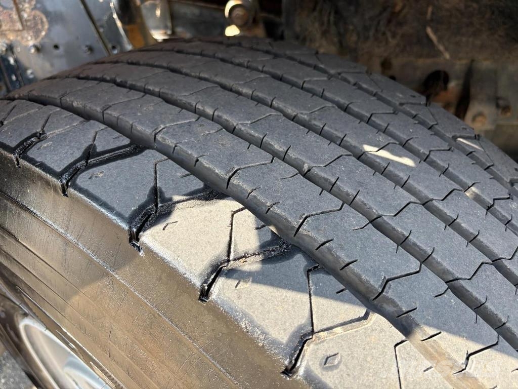 MAN F 2000 28.364 + PALFINGER PK 12080 3X EXT + manual 全路面起重機/吊車