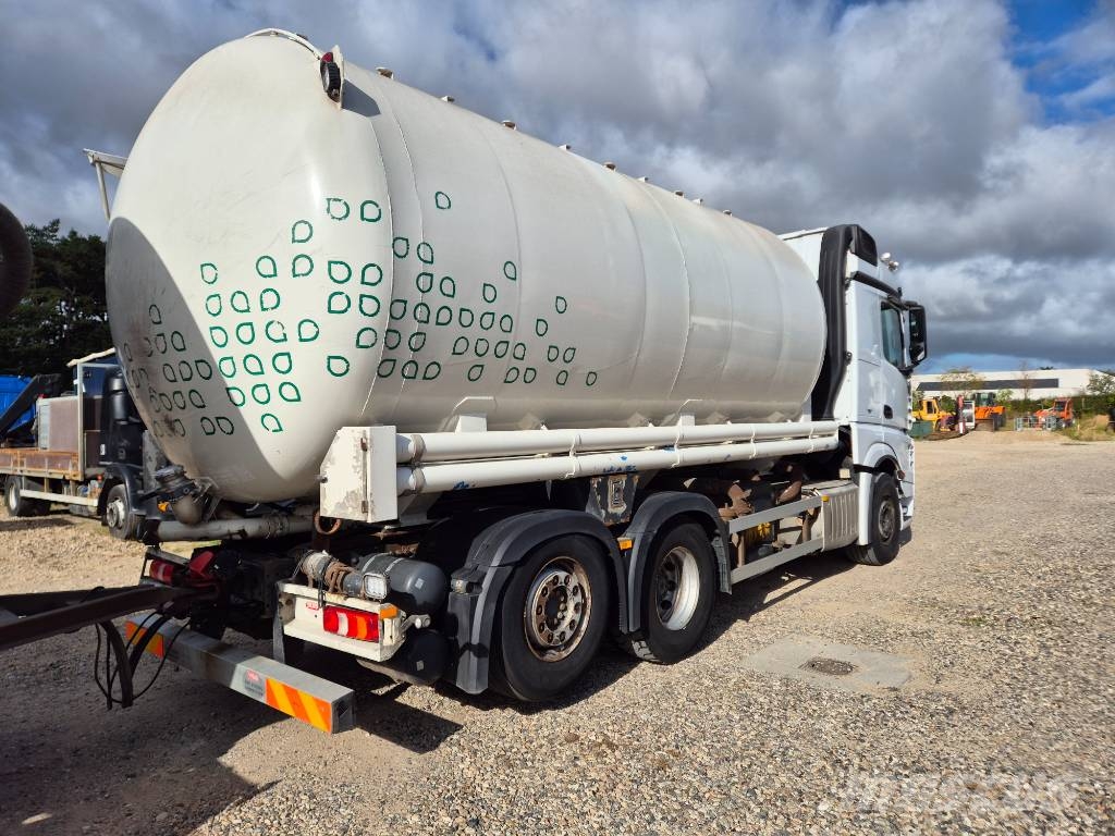 Mercedes-Benz Actros 2553 L 6x2/4 // Chassi // Camiones chasis
