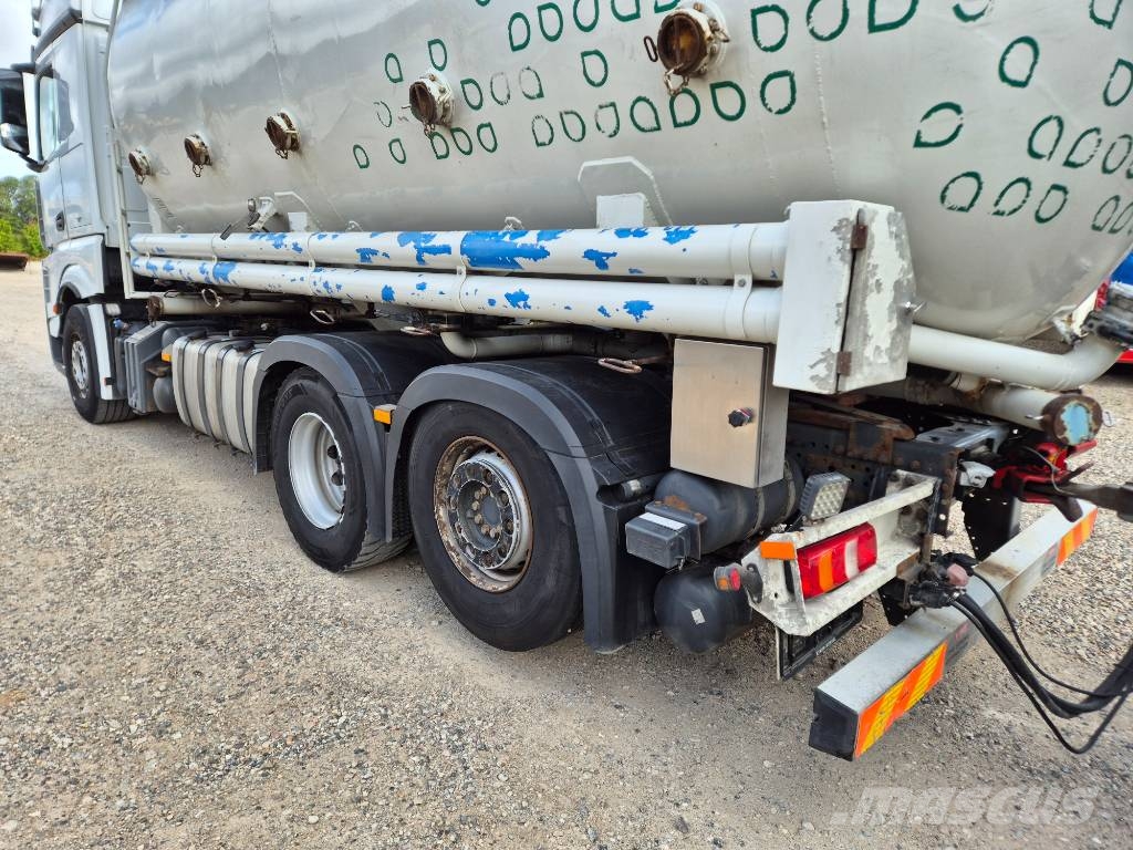 Mercedes-Benz Actros 2553 L 6x2/4 // Chassi // Camiones chasis