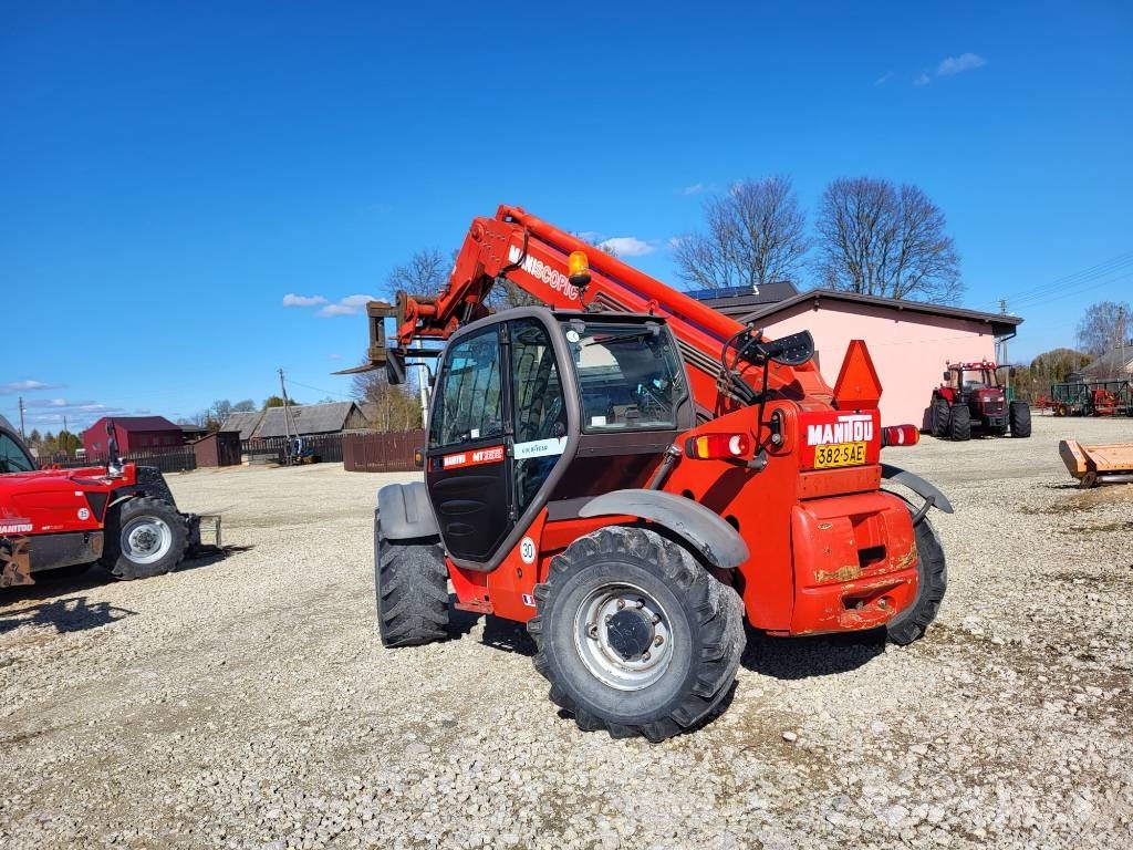 Manitou MT 932 Teleskopiskie manipulatori