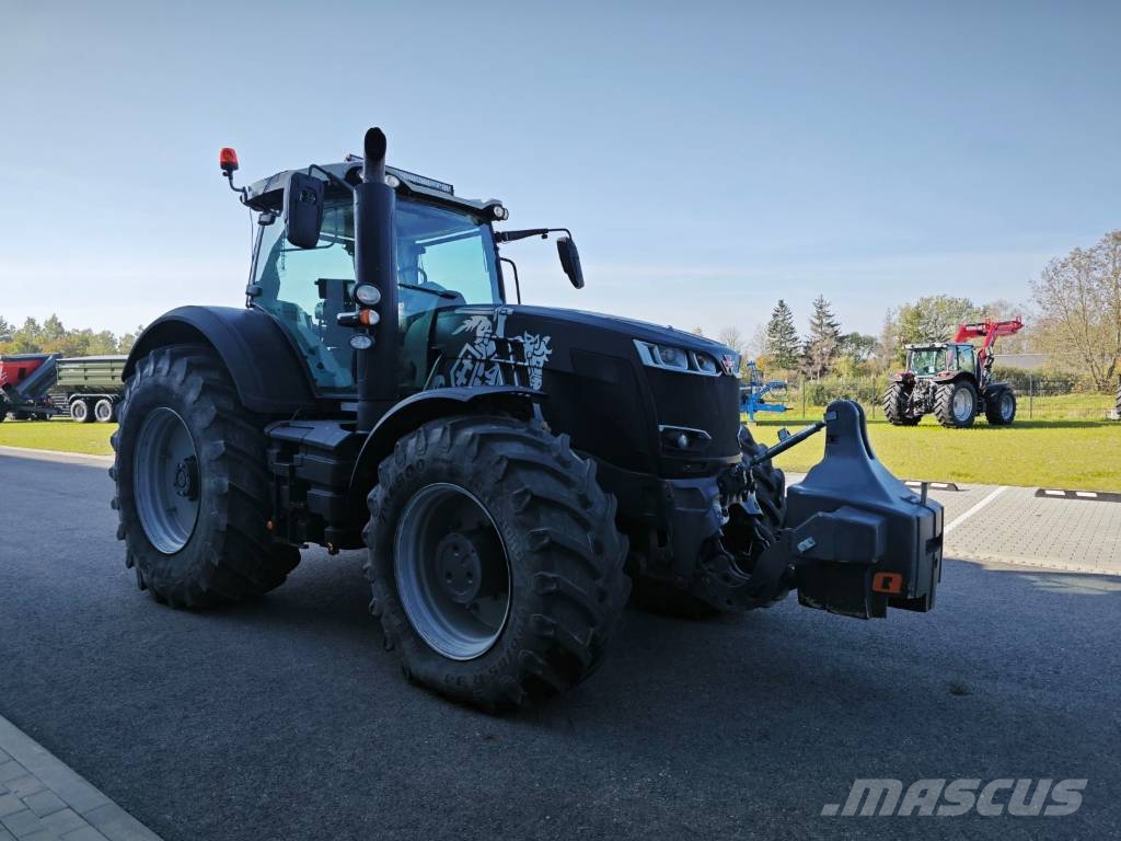 Massey Ferguson 8740 الجرارات