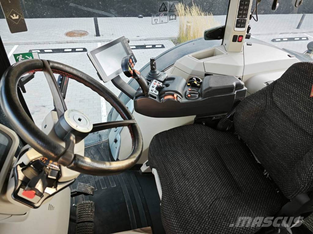 Massey Ferguson 8740 الجرارات