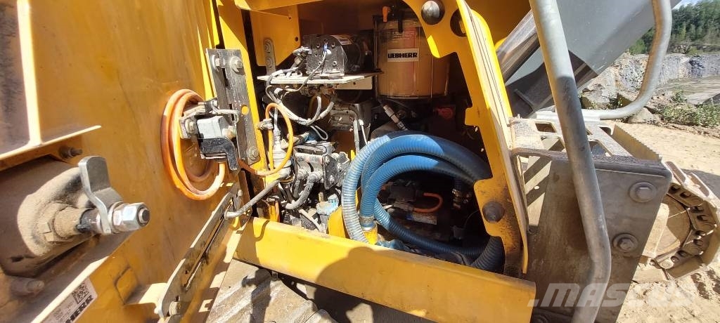 Liebherr R 956 HD حفارات زحافة