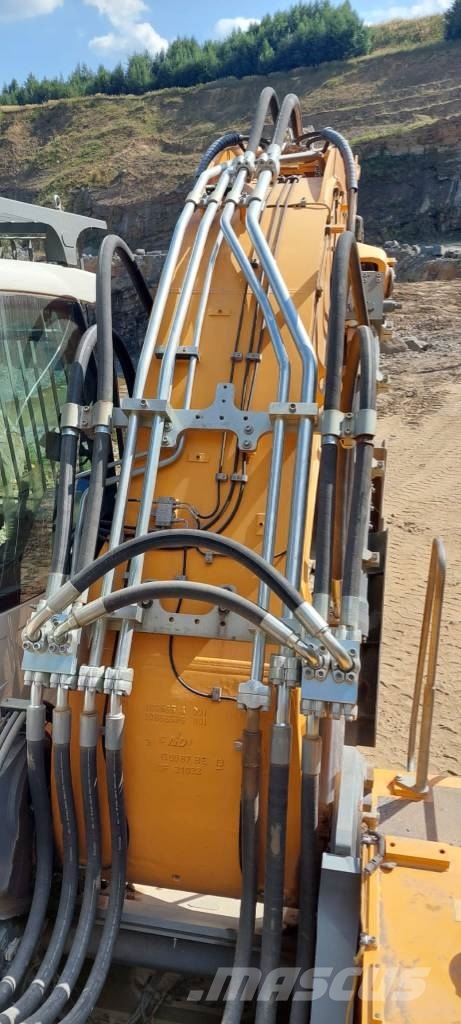 Liebherr R 956 HD حفارات زحافة