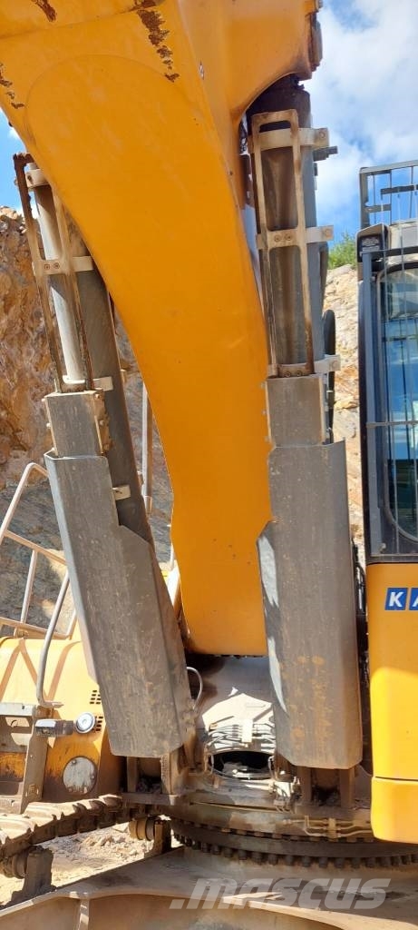 Liebherr R 956 HD حفارات زحافة