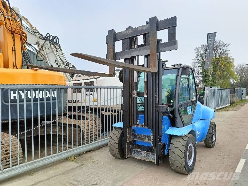 Manitou MI 70 H freelift ruw terrein 7 T heftruck forklift Dīzeļa autoiekrāvēji