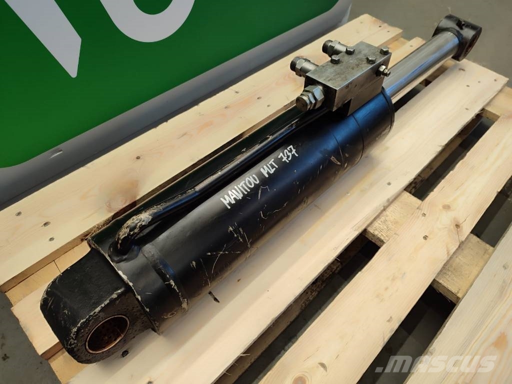 Manitou Valve of the MANITOU MLT 737 bucket tilt cylinder Hydraulics