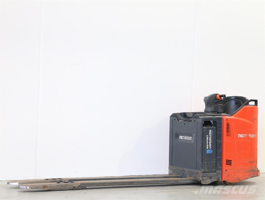 Linde T20SP/131-07 Lavansiirtotrukit