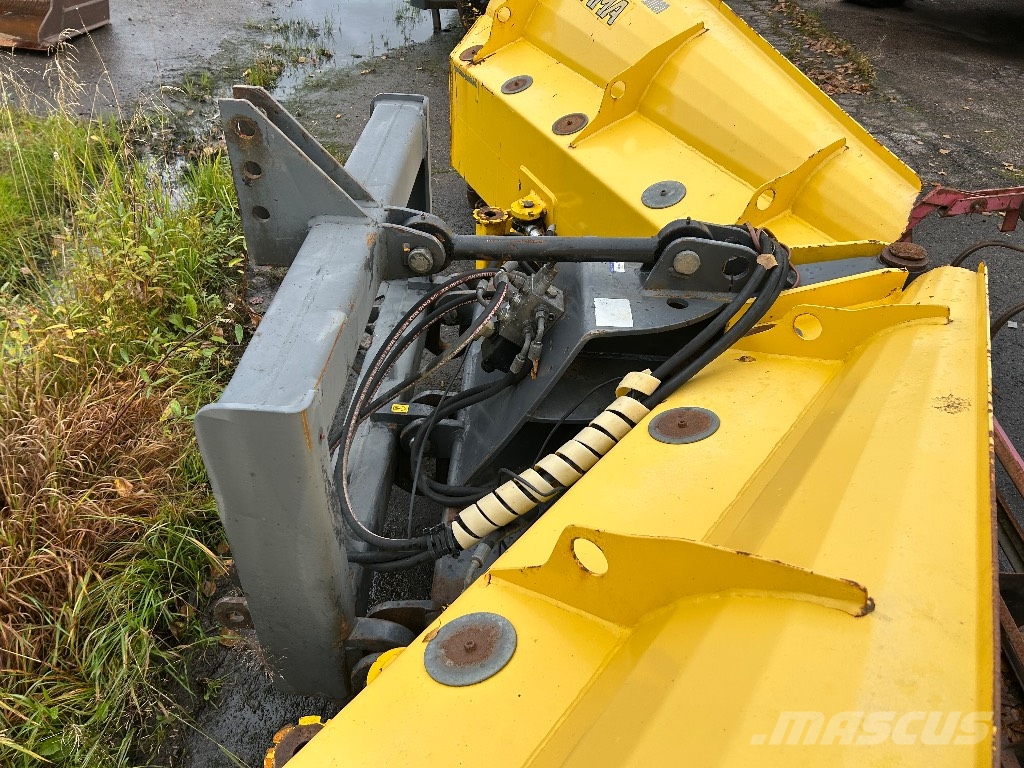 Vama ENA 4000k nivelaura スノーブレードとプラウ