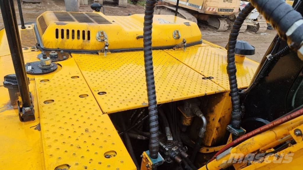 JCB JS 220 LC Rupsgraafmachines