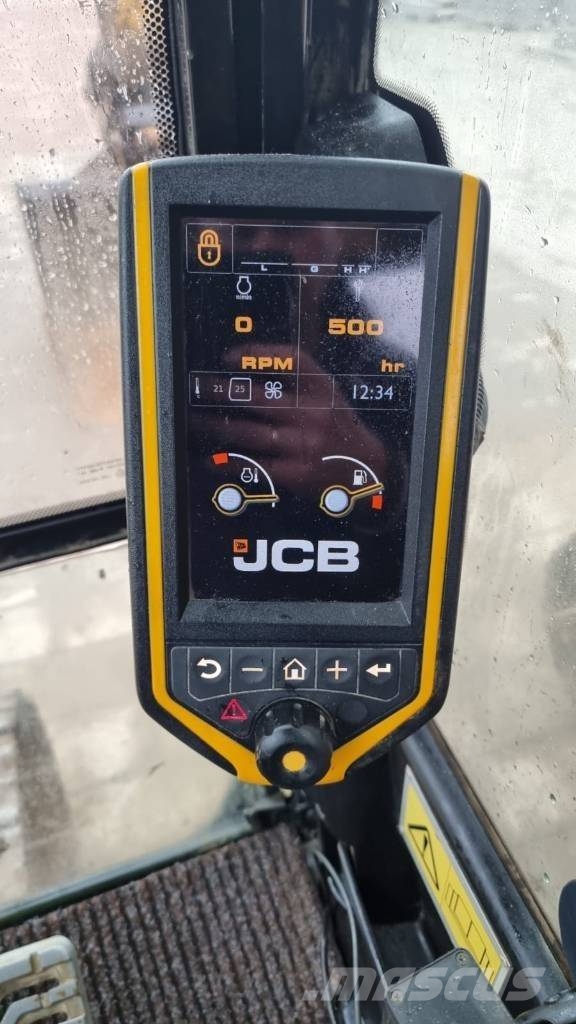 JCB JS 220 LC Rupsgraafmachines