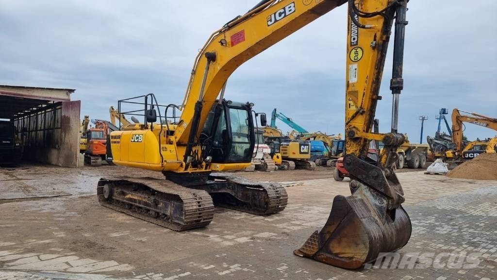JCB JS 220 LC Rupsgraafmachines