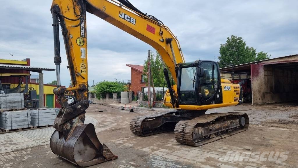 JCB JS 220 LC Rupsgraafmachines