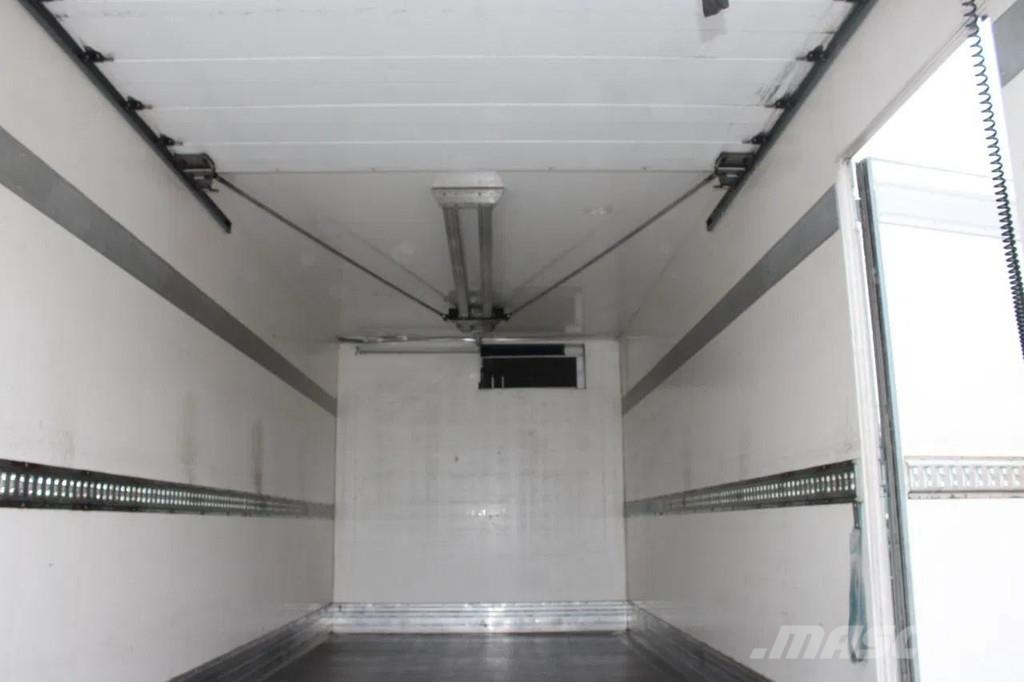 Iveco Eurocargo 140e22 + EURO 6 + LOW KM + chereau شاحنات بدرجة حرارة قابلة للضبط