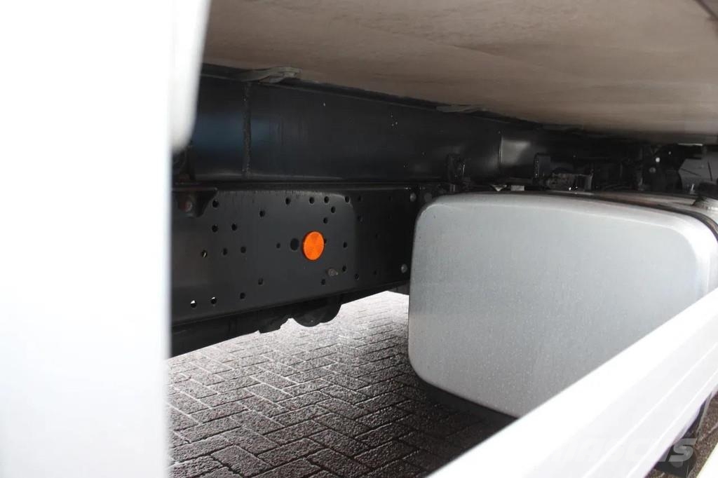 Iveco Eurocargo 140e22 + EURO 6 + LOW KM + chereau شاحنات بدرجة حرارة قابلة للضبط