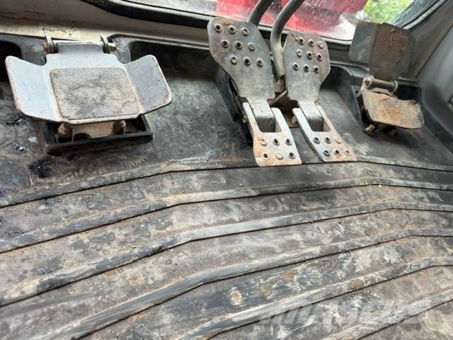 Takeuchi TB 250 Mini bageri <7t